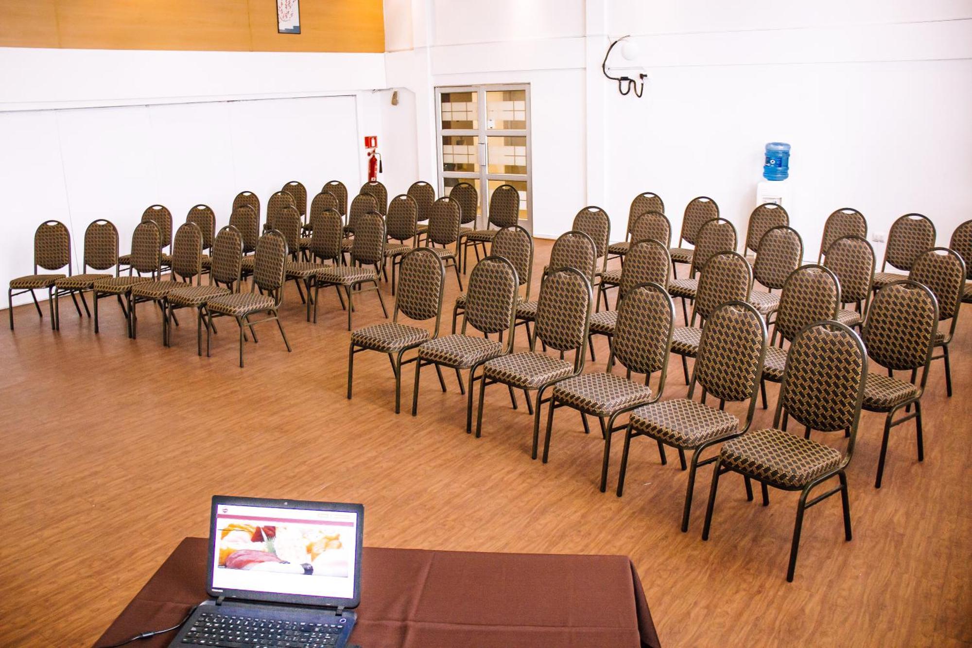 סנטיאגו Hotel Nippon Y Centro De Eventos מראה חיצוני תמונה