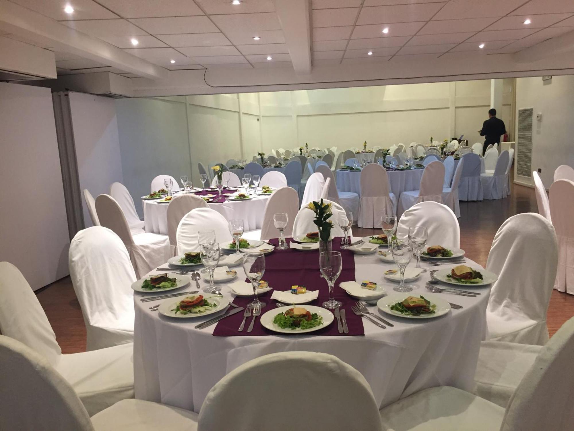 סנטיאגו Hotel Nippon Y Centro De Eventos מראה חיצוני תמונה