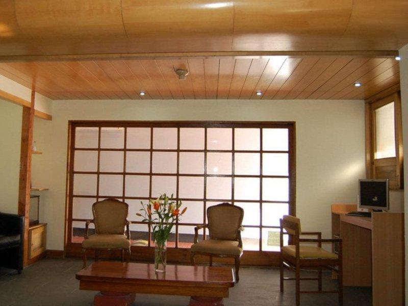 סנטיאגו Hotel Nippon Y Centro De Eventos מראה חיצוני תמונה